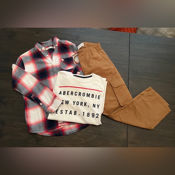 Boys Clothing size Large (10-12) Abercrombie and Under Armour - Picture 4 of 16
